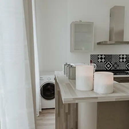 Lafayette House One Апартаменты Кале
