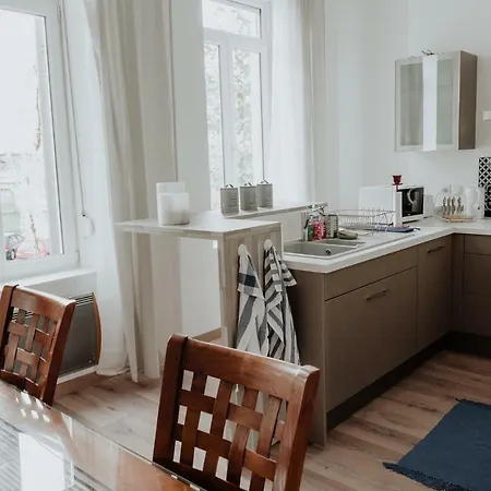 Lafayette House One * Кале
